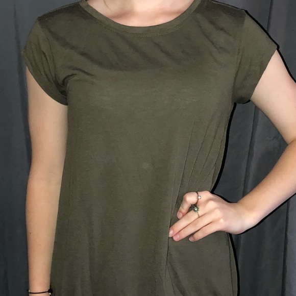 Green Top - Picture 1 of 2